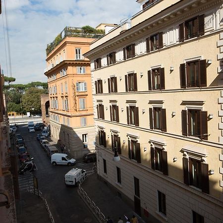 Relais Dolcevita Apartment Rome Bagian luar foto